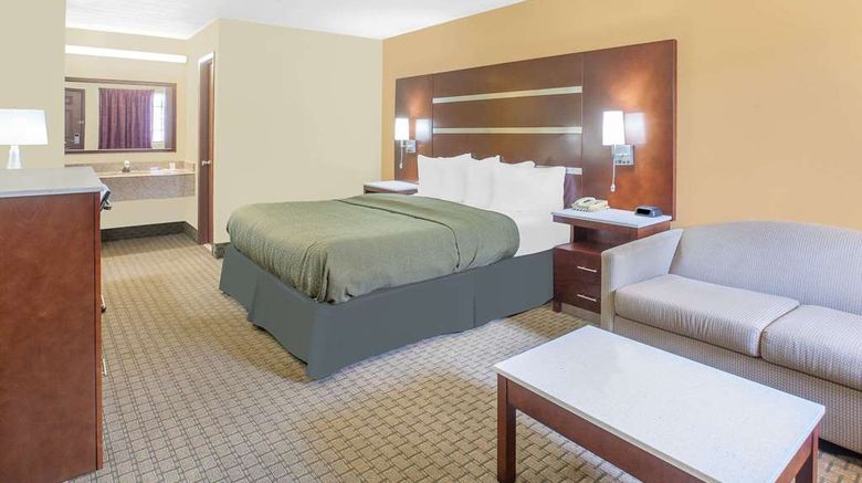 <b>Days Inn Fayetteville Suite</b>. Images powered by <a href="https://iceportal.shijigroup.com/" title="IcePortal" target="_blank">IcePortal</a>.