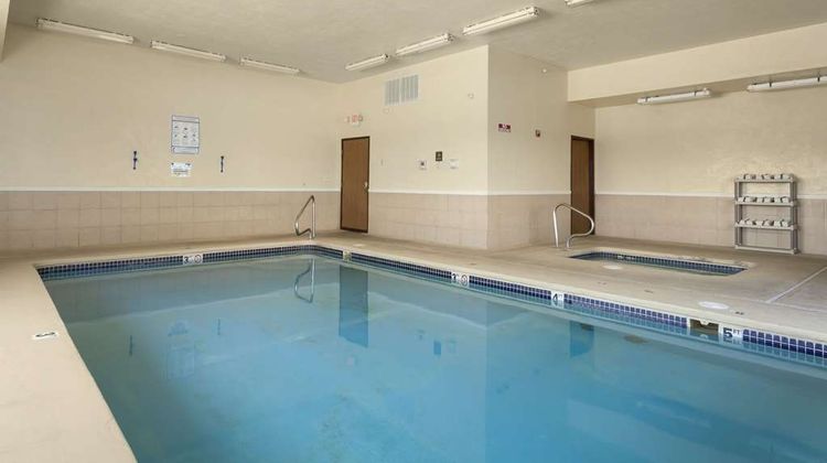Days Inn Jefferson City Pool