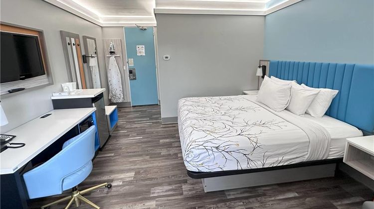 Days Inn Southington Room