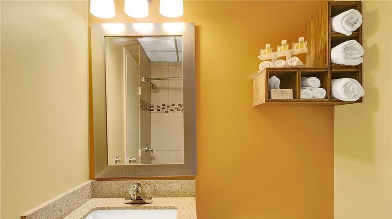 <b>Days Inn Southington Room</b>. Images powered by <a href="https://iceportal.shijigroup.com/" title="IcePortal" target="_blank">IcePortal</a>.