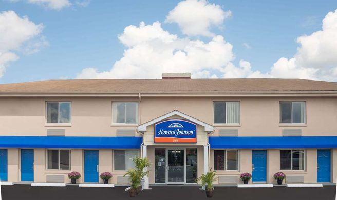 Howard Johnson Express Springfield Exterior
