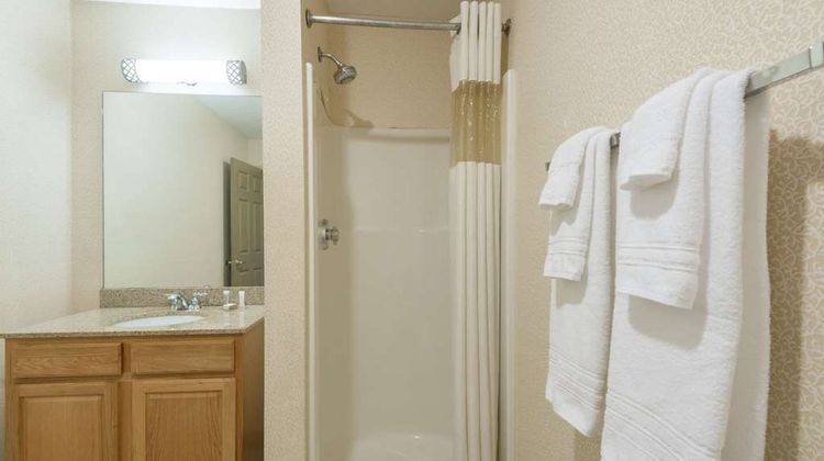 Howard Johnson Express Springfield Room