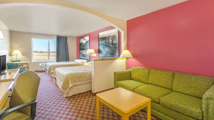 Super 8 Heyburn Burley Area Suite