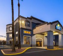 Days Inn & Suites Tucson/Marana Exterior