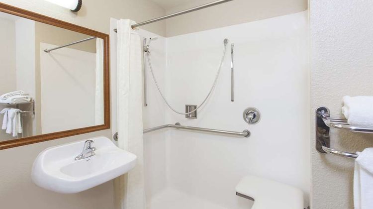 Days Inn by Wyndham Carlsbad Hotel Room