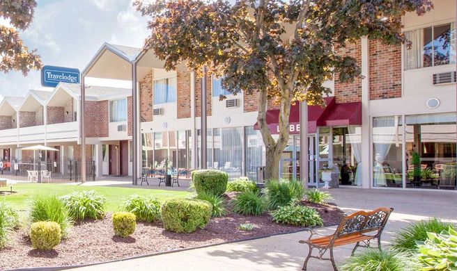 Jackson Travelodge Exterior