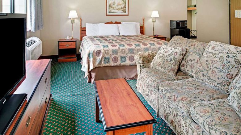 <b>Super 8 Omaha Eppley Airport/Carter Lake Suite</b>. Images powered by <a href="https://iceportal.shijigroup.com/" title="IcePortal" target="_blank">IcePortal</a>.