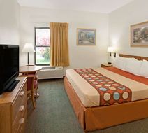 Super 8 Hampshire Room
