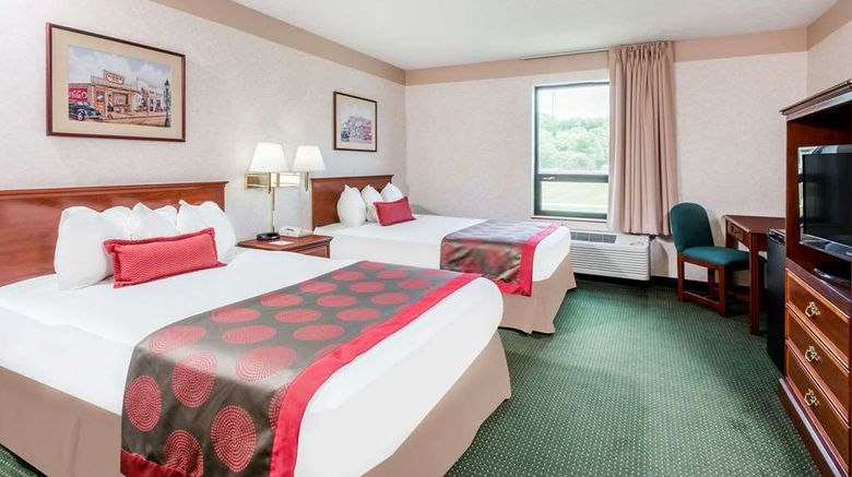 <b>Ramada Strasburg/Dover Room</b>. Images powered by <a href="https://iceportal.shijigroup.com/" title="IcePortal" target="_blank">IcePortal</a>.
