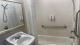 Days Inn Lake City I-10 Room