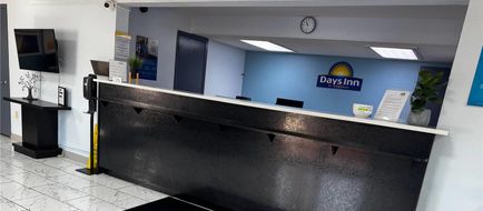 Days Inn Lake City I-10 Lobby
