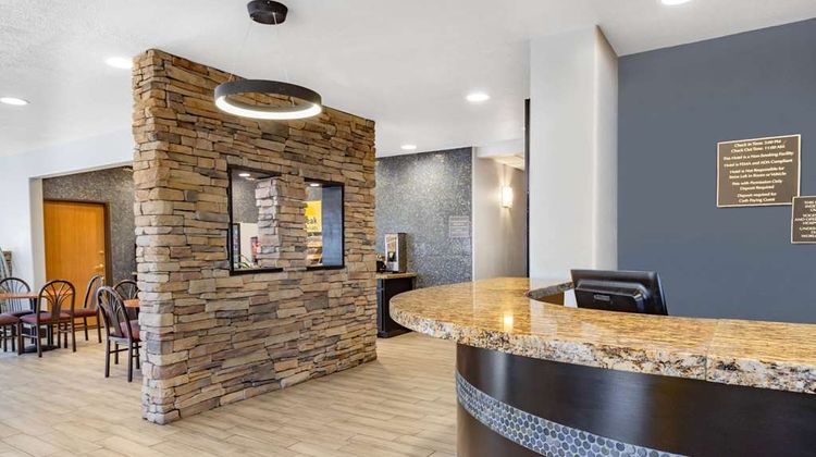 Days Inn Bernalillo Lobby