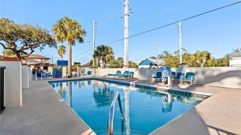 <b>Travelodge Suites St Augustine Old Town Pool</b>. Images powered by <a href="https://iceportal.shijigroup.com/" title="IcePortal" target="_blank">IcePortal</a>.
