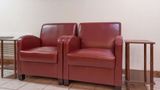 <b>Days Inn Russell Lobby</b>. Images powered by <a href="https://iceportal.shijigroup.com/" title="IcePortal" target="_blank">IcePortal</a>.
