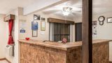 <b>Days Inn Russell Lobby</b>. Images powered by <a href="https://iceportal.shijigroup.com/" title="IcePortal" target="_blank">IcePortal</a>.