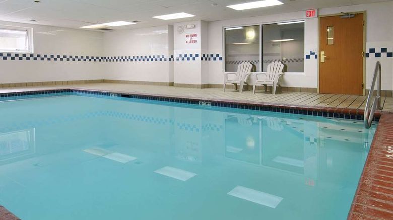 <b>Ramada SeaTac Airport Pool</b>. Images powered by <a href="https://iceportal.shijigroup.com/" title="IcePortal" target="_blank">IcePortal</a>.
