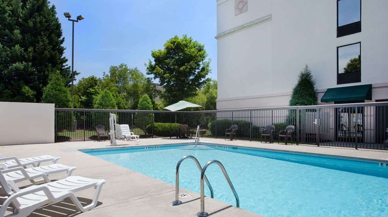 <b>Wingate by Wyndham Garner/Raleigh South Pool</b>. Images powered by <a href="https://iceportal.shijigroup.com/" title="IcePortal" target="_blank">IcePortal</a>.