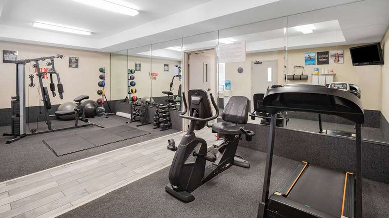 <b>Ramada Limited Bakersfield North Health</b>. Images powered by <a href="https://iceportal.shijigroup.com/" title="IcePortal" target="_blank">IcePortal</a>.