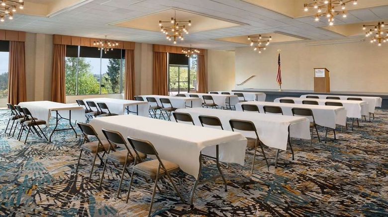 <b>Baymont Inn & Suites Bremerton WA Ballroom</b>. Images powered by <a href="https://iceportal.shijigroup.com/" title="IcePortal" target="_blank">IcePortal</a>.