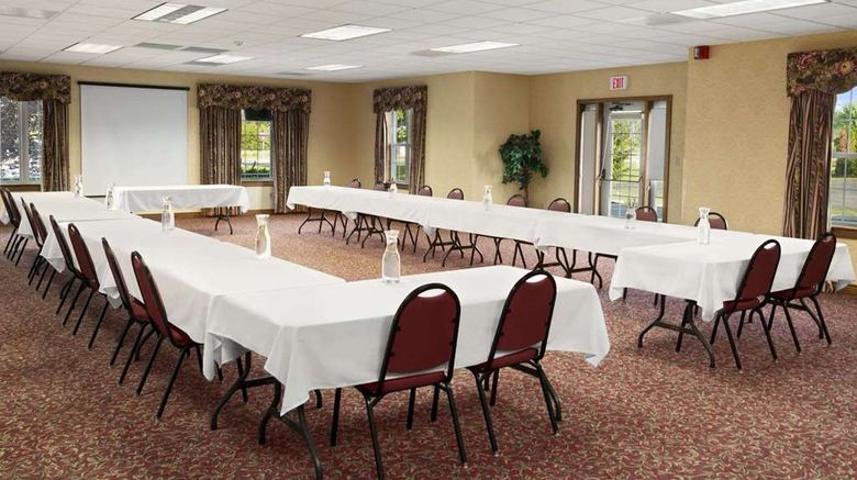 <b>Days Inn Grayling Meeting</b>. Images powered by <a href="https://iceportal.shijigroup.com/" title="IcePortal" target="_blank">IcePortal</a>.