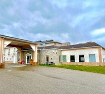 Super 8 Hinton Exterior