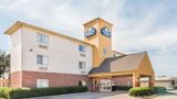 <b>Days Inn and Suites Dallas Exterior</b>. Images powered by <a href="https://iceportal.shijigroup.com/" title="IcePortal" target="_blank">IcePortal</a>.