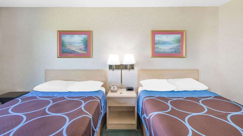 <b>Super 8 Canandaigua Room</b>. Images powered by <a href="https://iceportal.shijigroup.com/" title="IcePortal" target="_blank">IcePortal</a>.