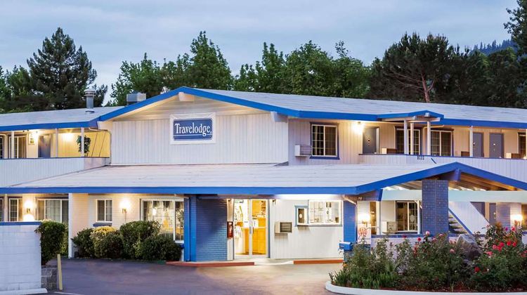 Grants Pass Travelodge Exterior