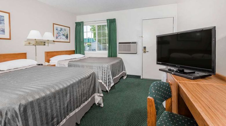 <b>Grants Pass Travelodge Room</b>. Images powered by <a href="https://iceportal.shijigroup.com/" title="IcePortal" target="_blank">IcePortal</a>.
