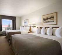 Super 8 Slave Lake Room