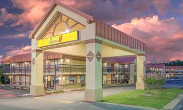 Super 8 Tulsa