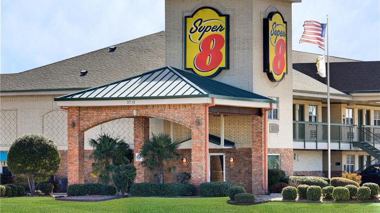 Super 8 Arlington near AT and T Stadium Exterior. Images powered by <a href="https://iceportal.shijigroup.com" target="_blank" rel="noopener">Ice Portal</a>.