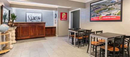 Super 8 Arlington near AT&T Stadium Lobby