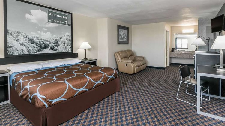 Super 8 Arlington near AT&T Stadium Room