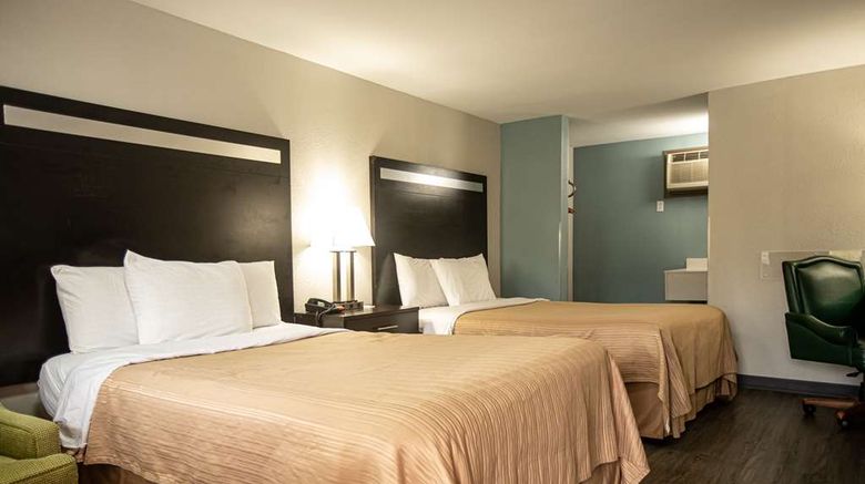<b>Knights Inn Mt Airy-Mayberry Room</b>. Images powered by <a href="https://iceportal.shijigroup.com/" title="IcePortal" target="_blank">IcePortal</a>.