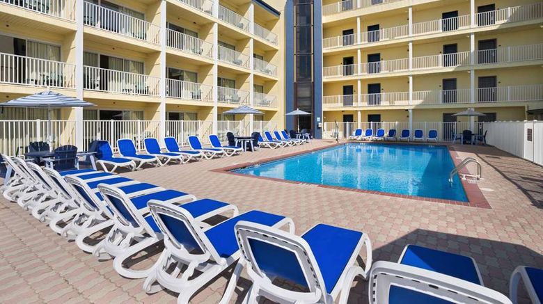 <b>Howard Johnson Inn Ocean City Oceanfront Pool</b>. Images powered by <a href="https://iceportal.shijigroup.com/" title="IcePortal" target="_blank">IcePortal</a>.