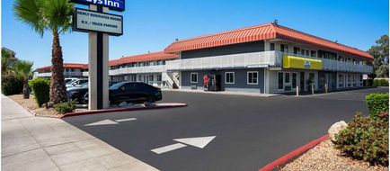 Days Inn Fresno South Exterior