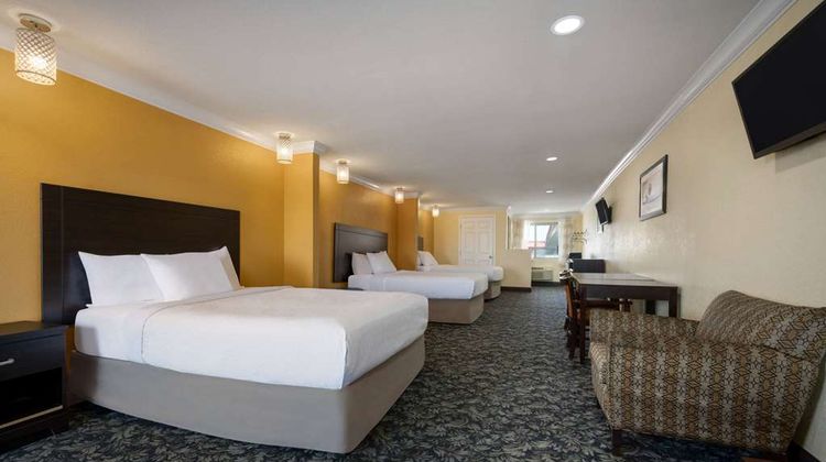 Days Inn Fresno South Suite