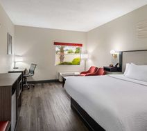 Ramada Limited Locust Grove Room