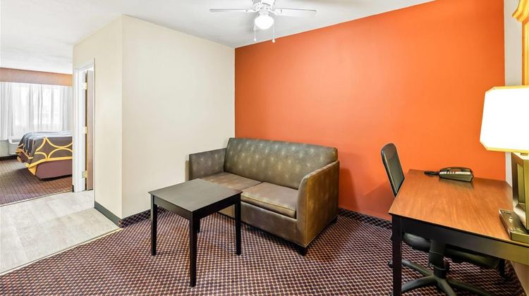 Super 8 Marana/Tucson Area Suite