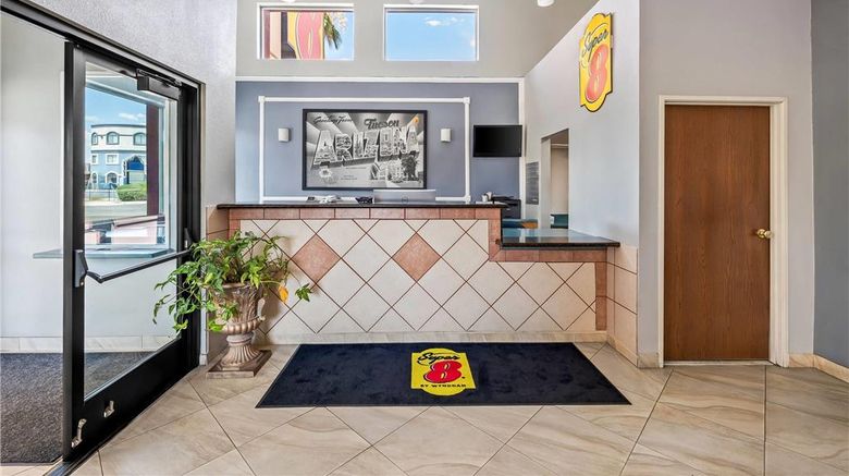<b>Super 8 Marana/Tucson Area Lobby</b>. Images powered by <a href="https://iceportal.shijigroup.com/" title="IcePortal" target="_blank">IcePortal</a>.