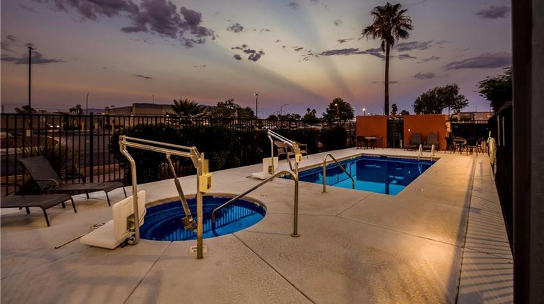 <b>Super 8 Marana/Tucson Area Pool</b>. Images powered by <a href="https://iceportal.shijigroup.com/" title="IcePortal" target="_blank">IcePortal</a>.