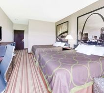 Super 8 Monett Room
