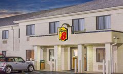 Super 8 Bedford