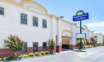Days Inn & Suites Big Spring