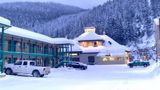 <b>Super 8 Sicamous Exterior</b>. Images powered by <a href="https://iceportal.shijigroup.com/" title="IcePortal" target="_blank">IcePortal</a>.