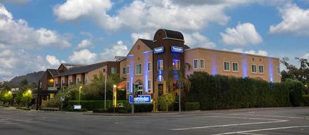 Hotel Vinea Healdsburg Exterior
