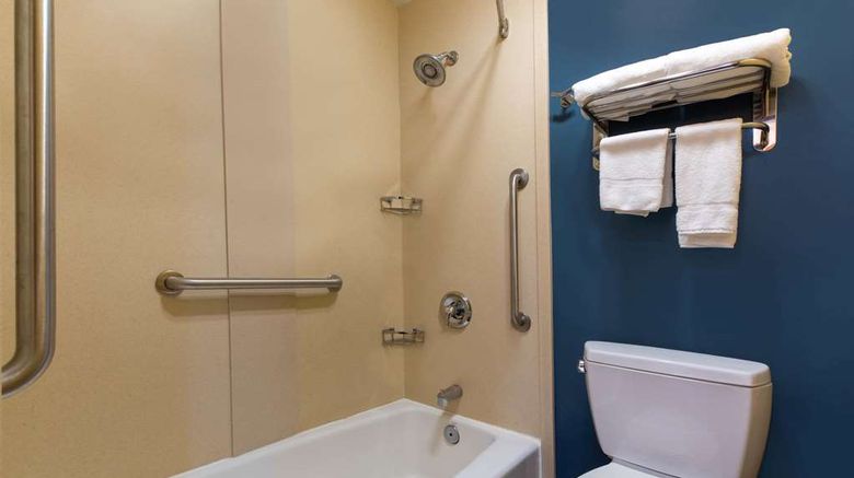 <b>Hotel Vinea Healdsburg Room</b>. Images powered by <a href="https://iceportal.shijigroup.com/" title="IcePortal" target="_blank">IcePortal</a>.