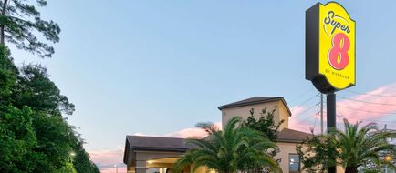 Super 8 Diberville Biloxi Area Exterior