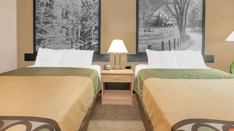 <b>Super 8 Seville Room</b>. Images powered by <a href="https://iceportal.shijigroup.com/" title="IcePortal" target="_blank">IcePortal</a>.